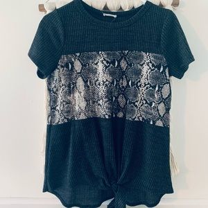 Snakeskin tee
